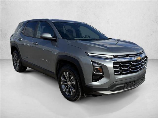 Used 2025 Chevrolet Equinox LT image 3