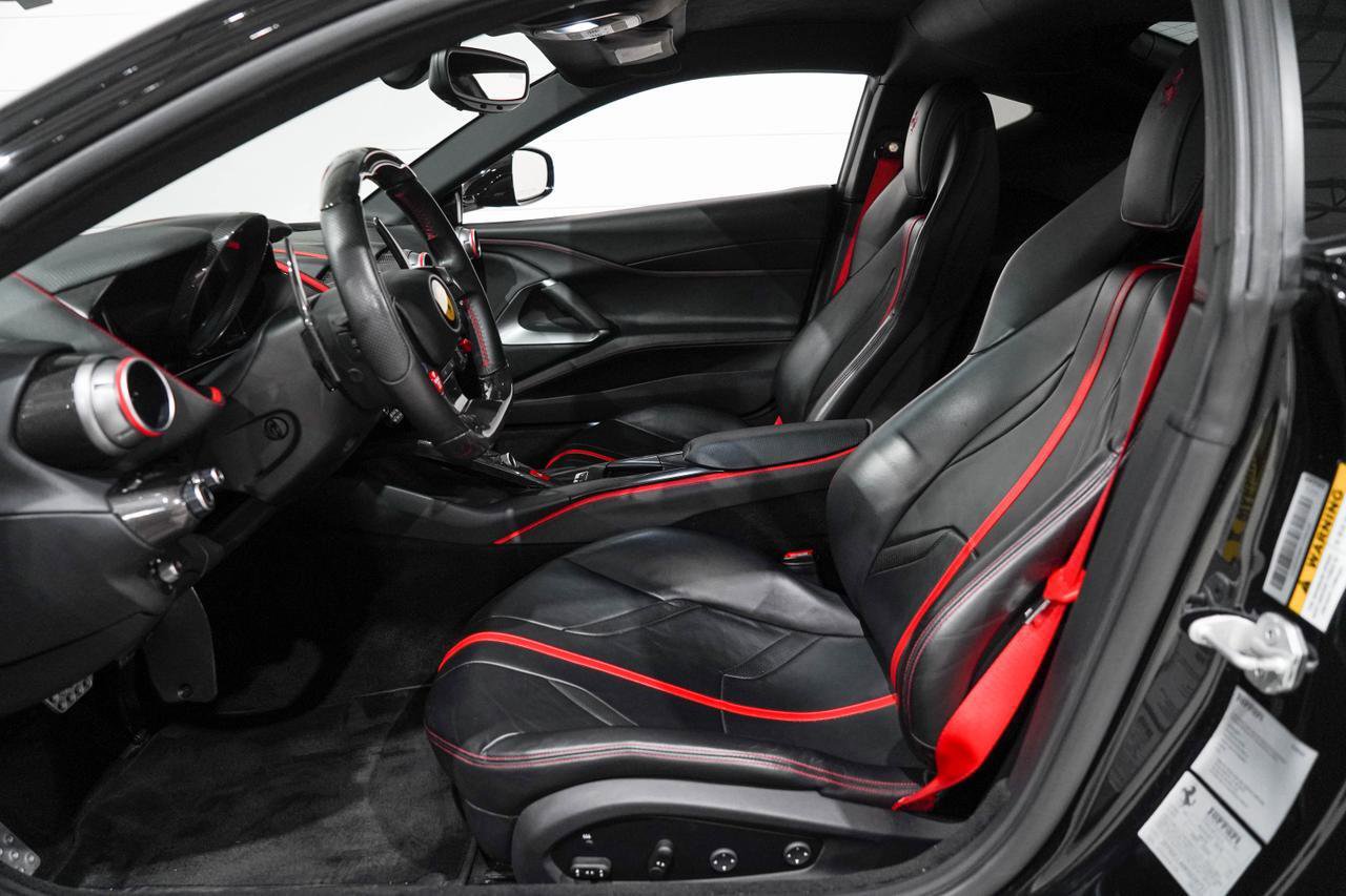 Used 2019 Ferrari 812 Superfast RWD image 8