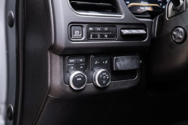 Used 2023 GMC Yukon XL AT4 w/ AT4 Premium Package AWD/4WD image 59