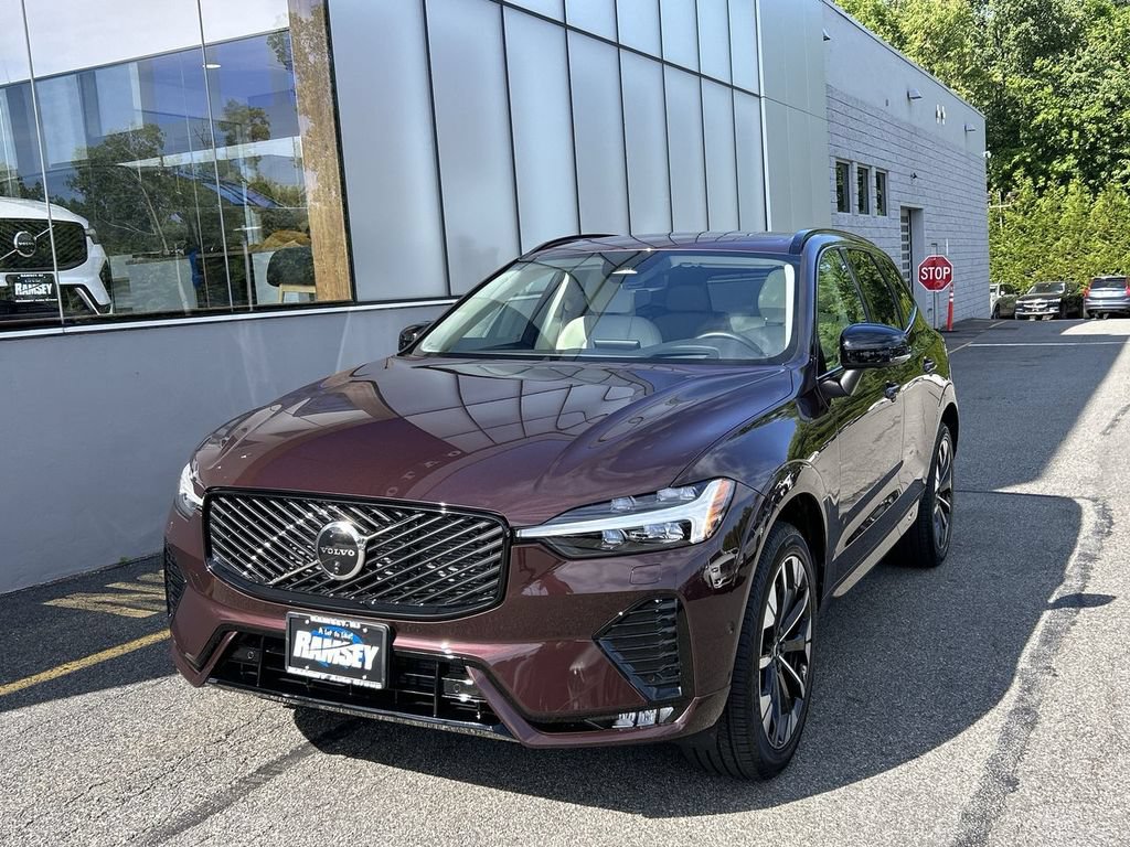 New 2026 Volvo XC60 B5 Ultra w/ Climate Package AWD/4WD image 1