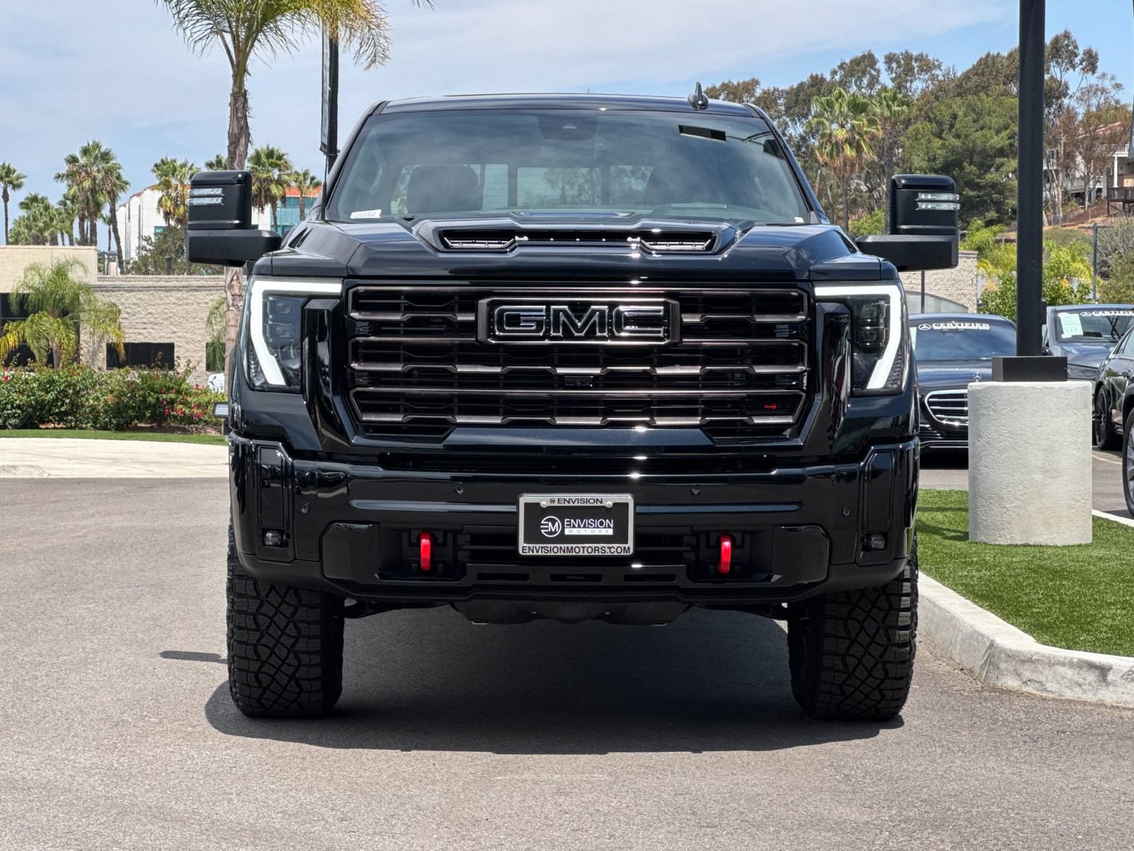 Used 2026 GMC Sierra 2500 AT4X w/ LPO, Black Badging Package AWD/4WD image 8