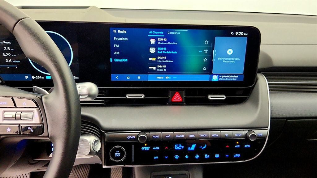 Used 2025 Hyundai Ioniq 5 Limited AWD/4WD image 19