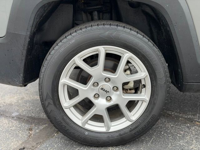 Used 2022 Jeep Renegade Latitude image 17