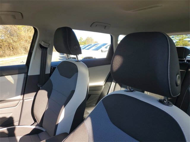 New 2026 Volkswagen Taos S image 16