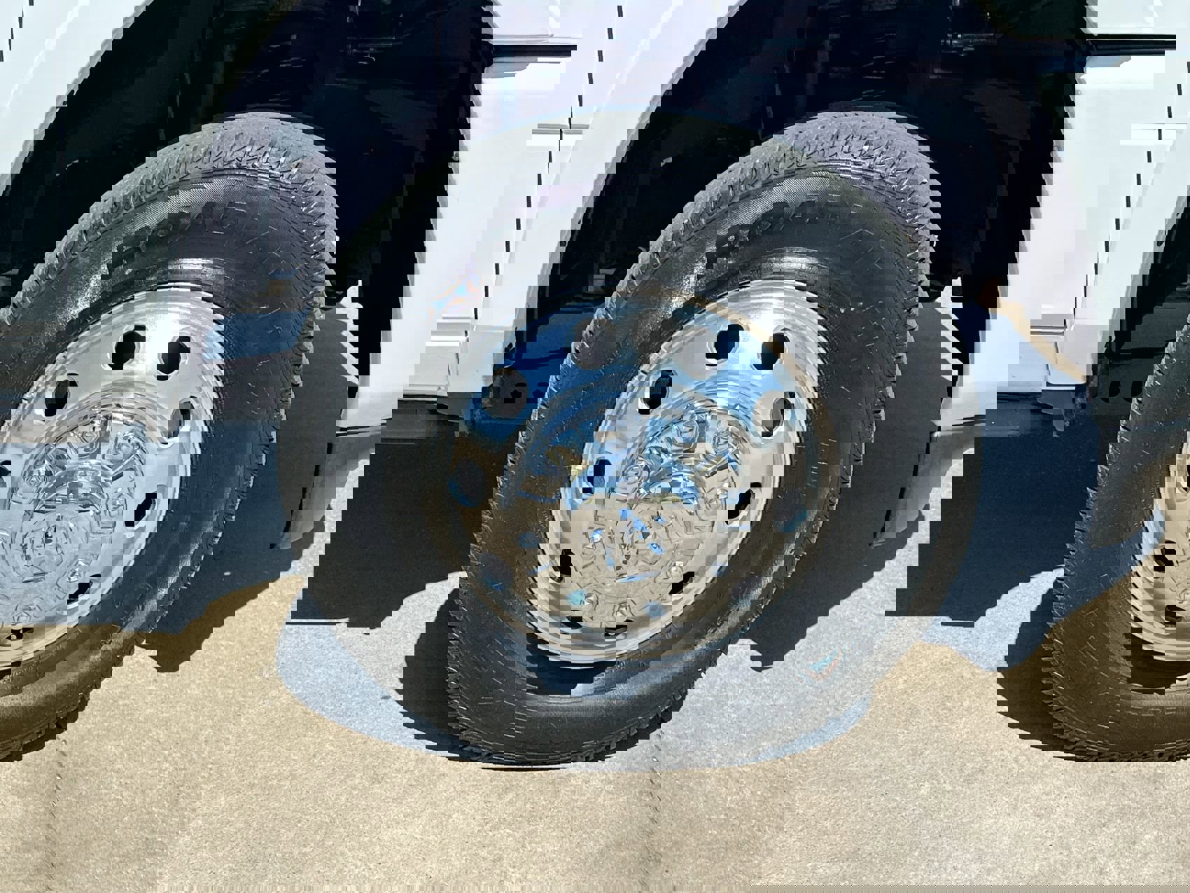 Used 2025 RAM 3500 Longhorn image 10