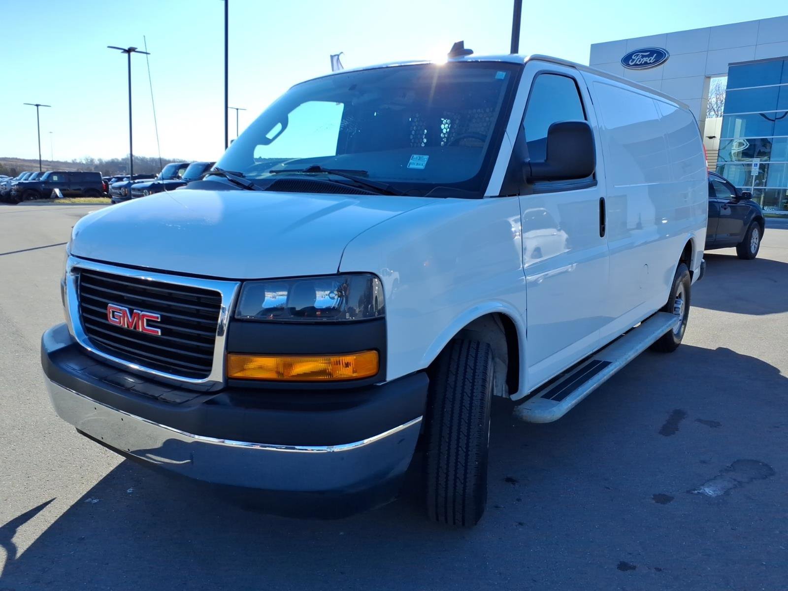 Used 2024 GMC Savana 2500 w/ Driver Convenience Package RWD image 7