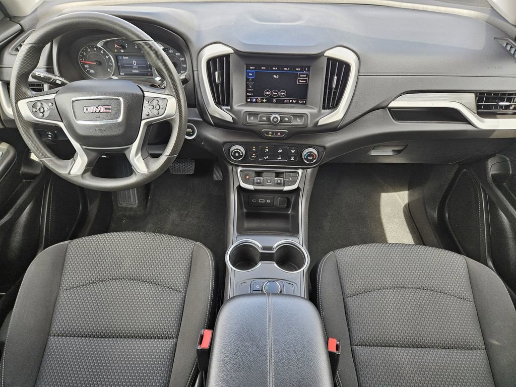 Used 2024 GMC Terrain SLE image 20