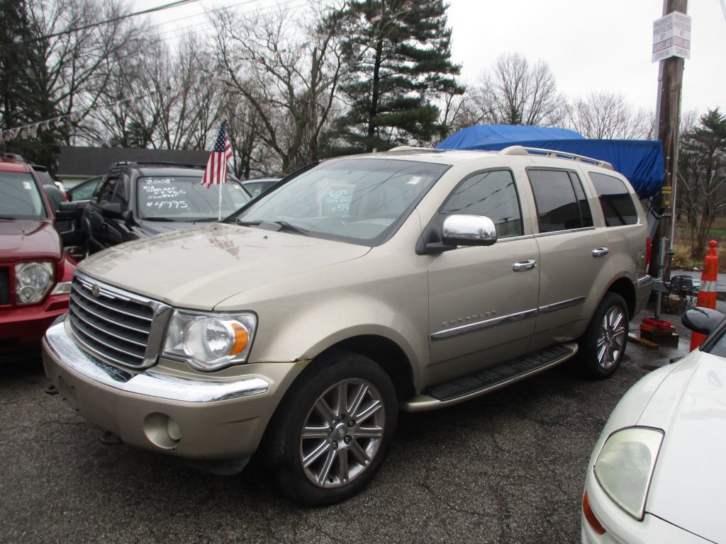 Used 2008 Chrysler Aspen Limited image 1