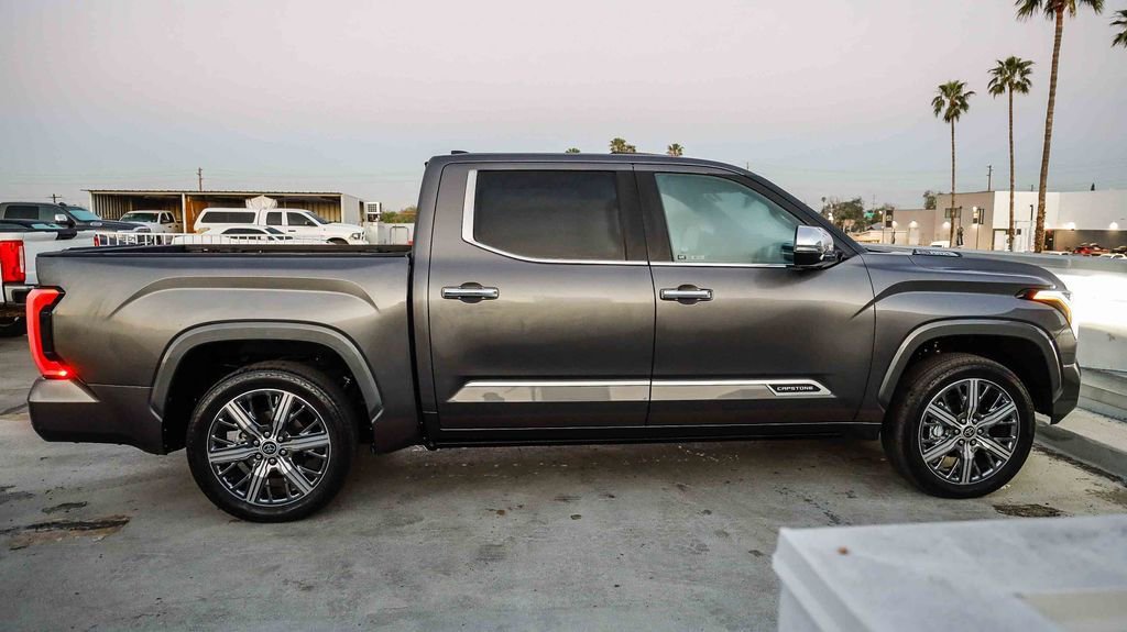 Used 2023 Toyota Tundra Capstone AWD/4WD image 13