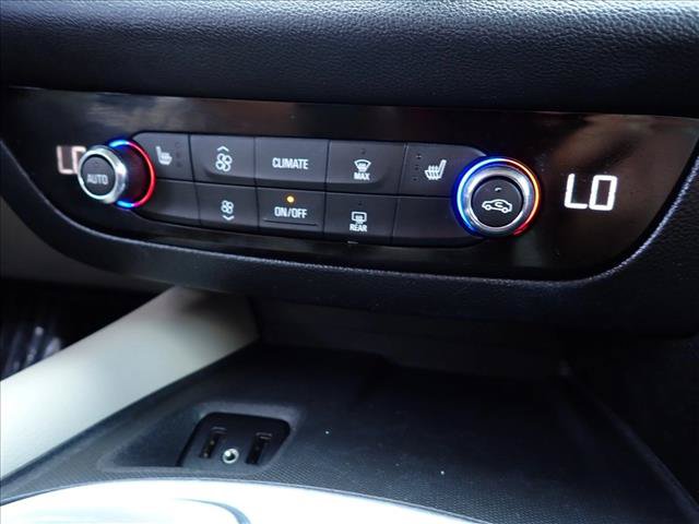 Used 2019 Buick Enclave Essence AWD/4WD image 20