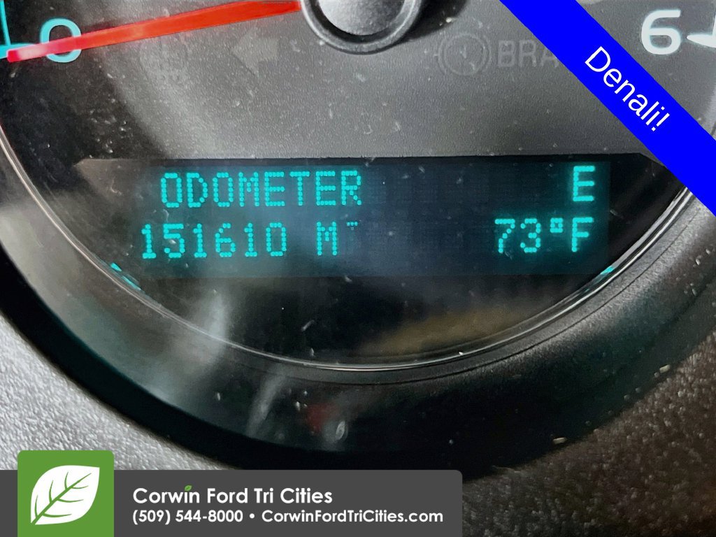 Used 2012 GMC Yukon Denali AWD/4WD image 32