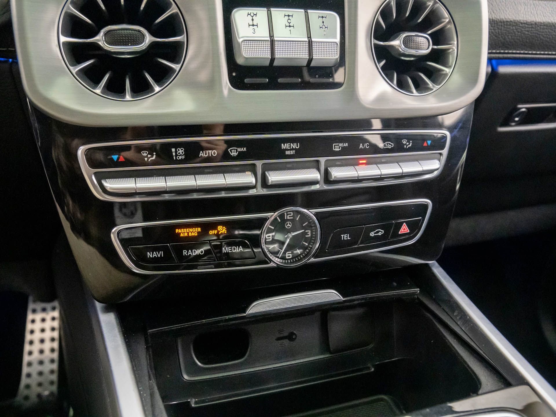 Used 2019 Mercedes-Benz G 550 G 550 w/ Exclusive Interior Package image 28