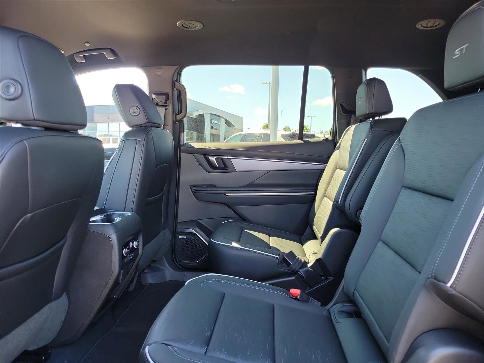 New 2026 Buick Enclave Sport Touring w/ Power Package image 11