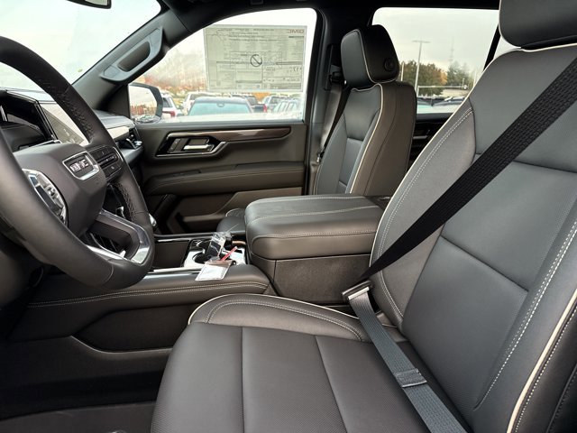 New 2026 GMC Yukon Elevation w/ LPO, Floor Liner Package image 5
