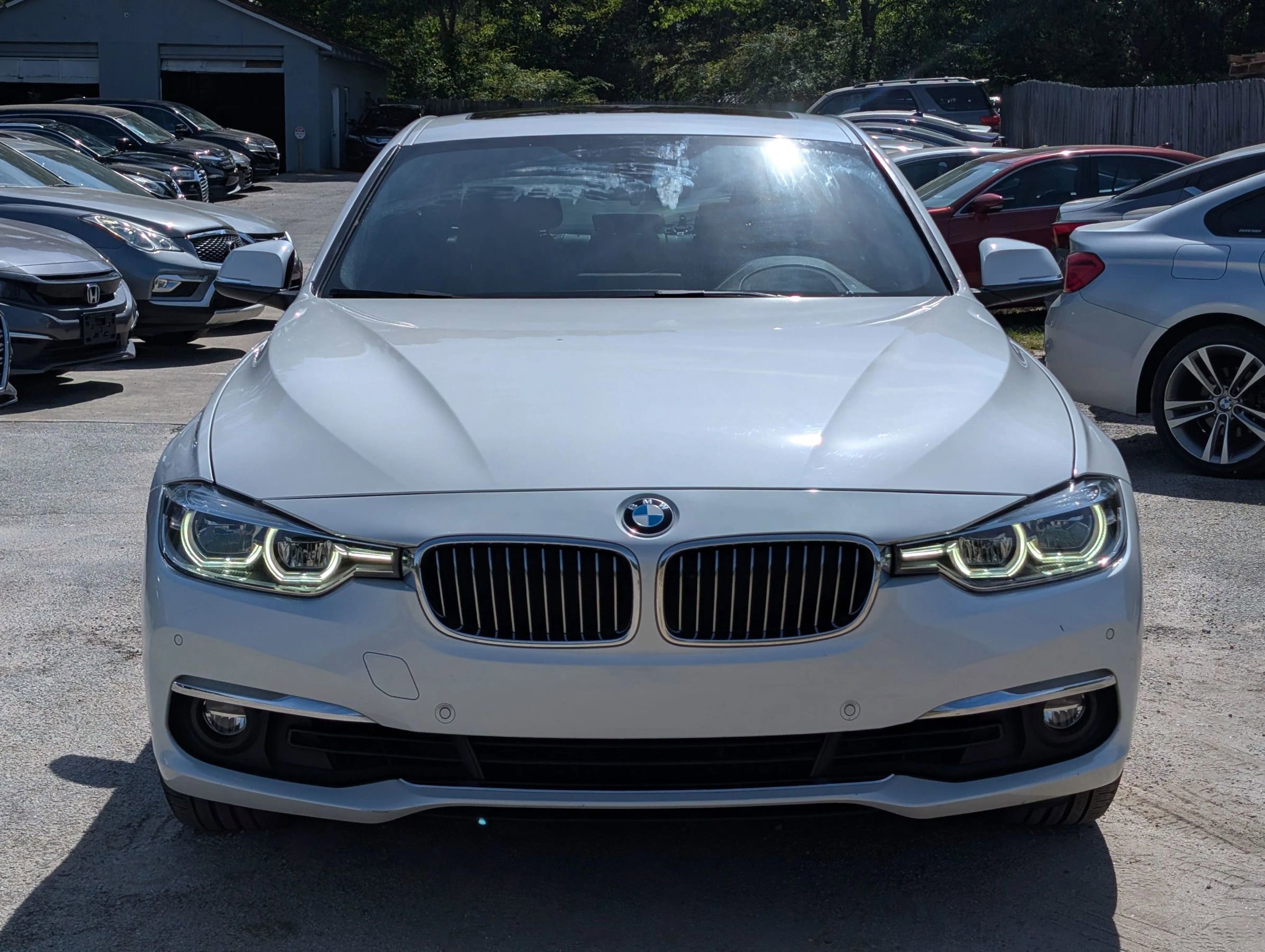 Used 2018 BMW 330i Sedan RWD image 2