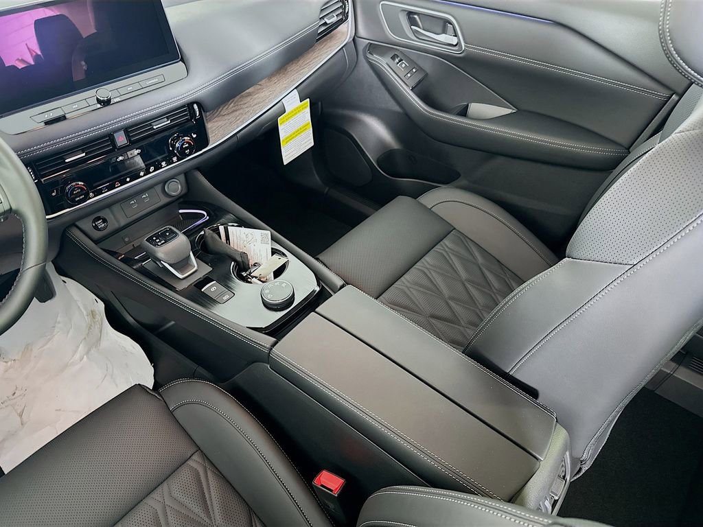 New 2026 Nissan Rogue Platinum w/ Platinum Premium Package image 32
