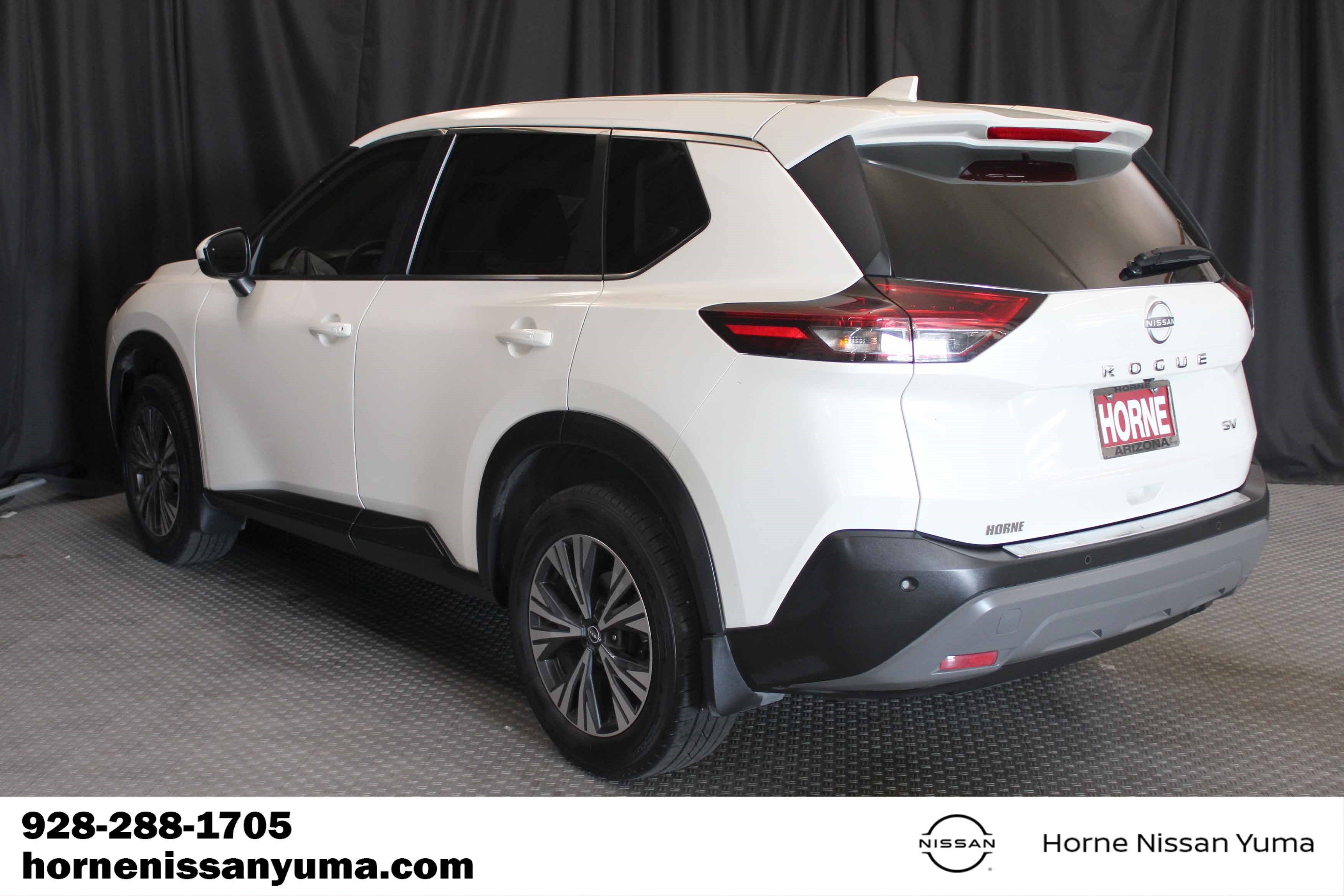 Used 2023 Nissan Rogue SV FWD image 16