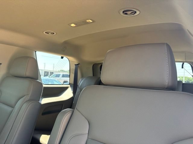 Used 2018 GMC Yukon SLT w/ Open Road Package RWD image 34