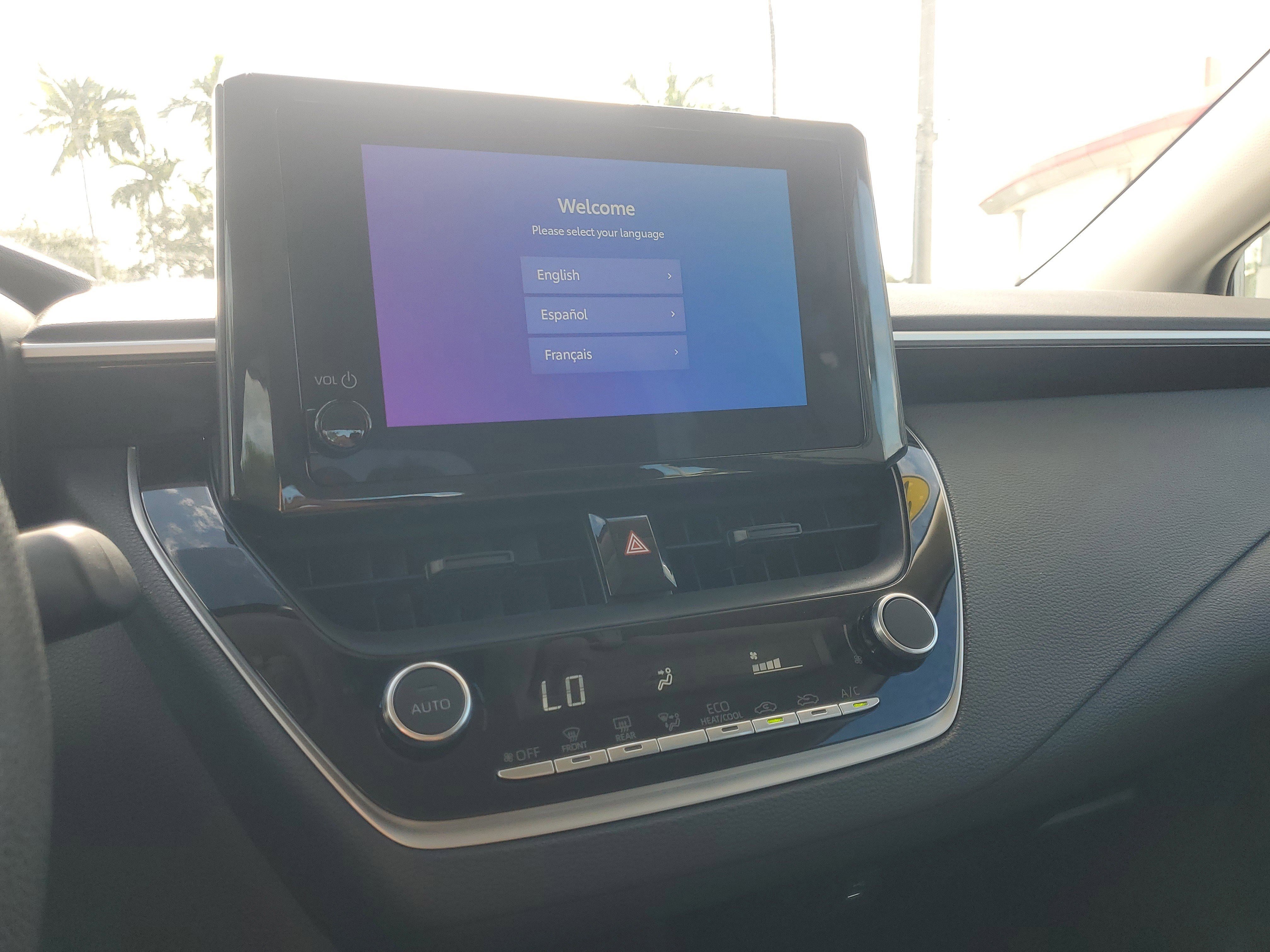 Used 2024 Toyota Corolla LE image 25