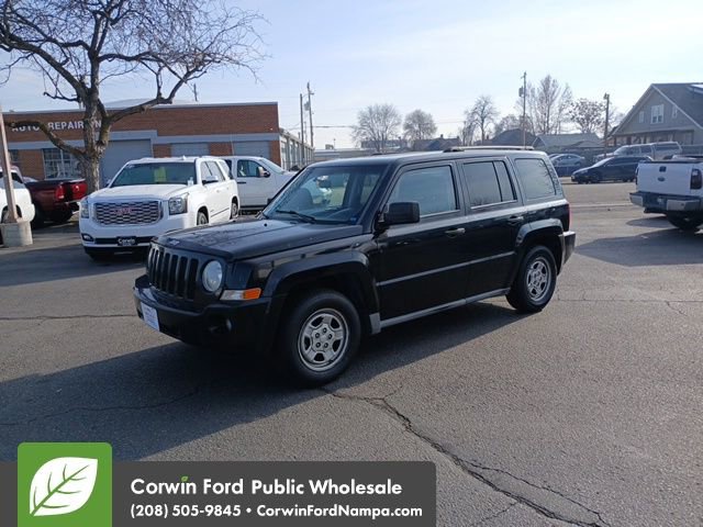 Used 2010 Jeep Patriot Sport image 2