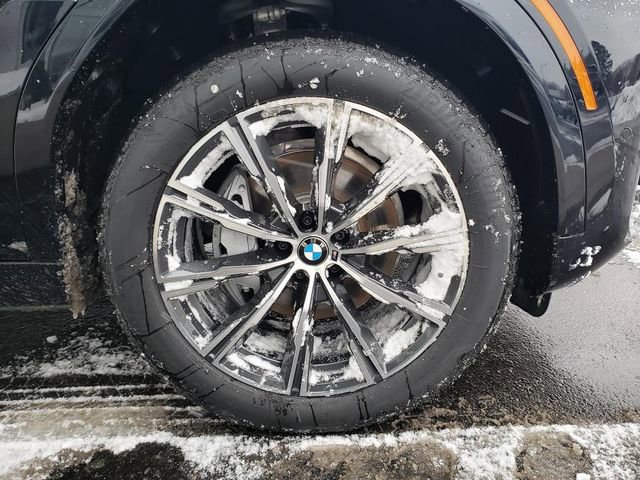 New 2026 BMW X6 xDrive40i w/ Climate Comfort Package image 27