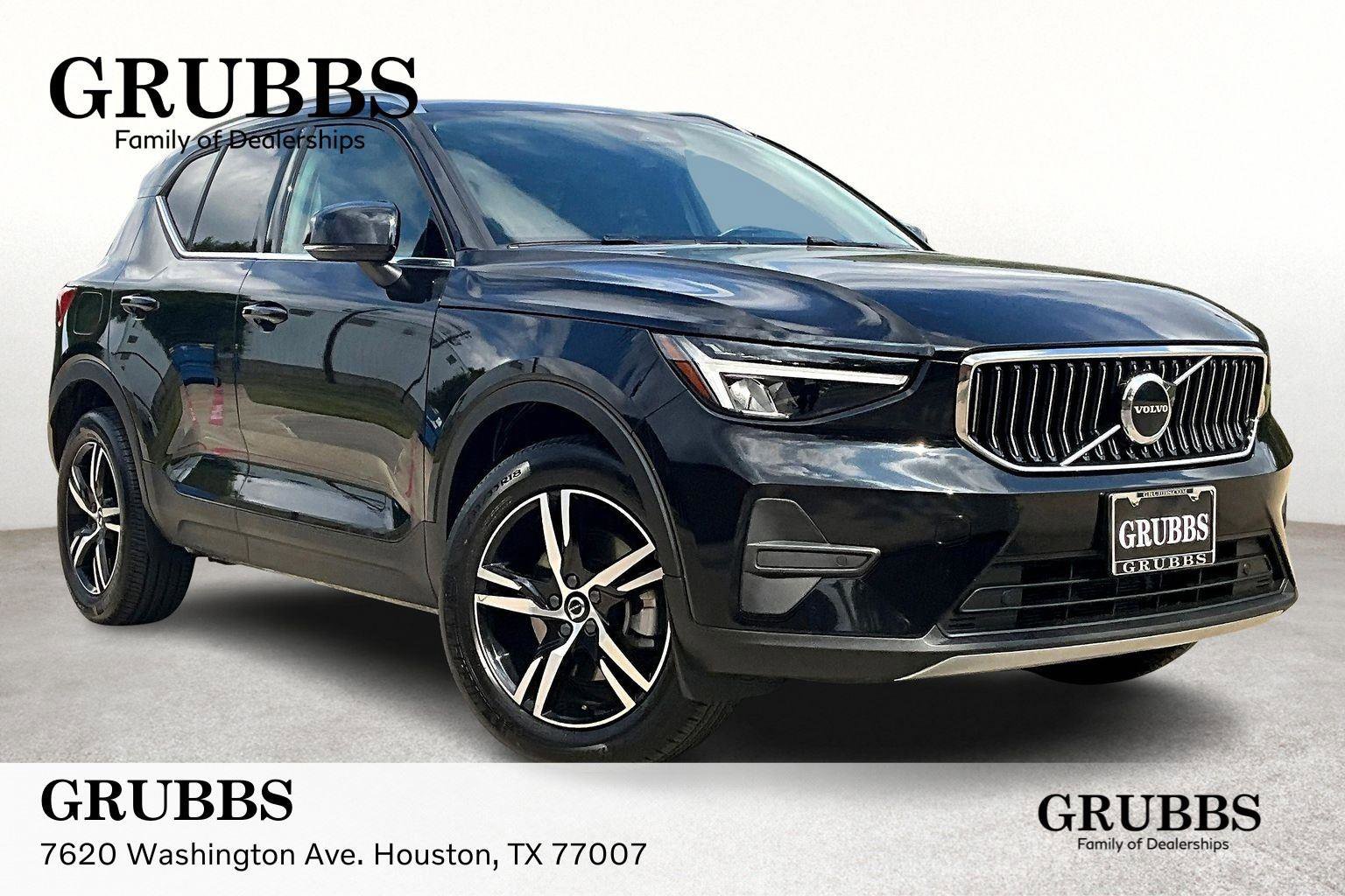 Certified 2025 Volvo XC40 B5 Core