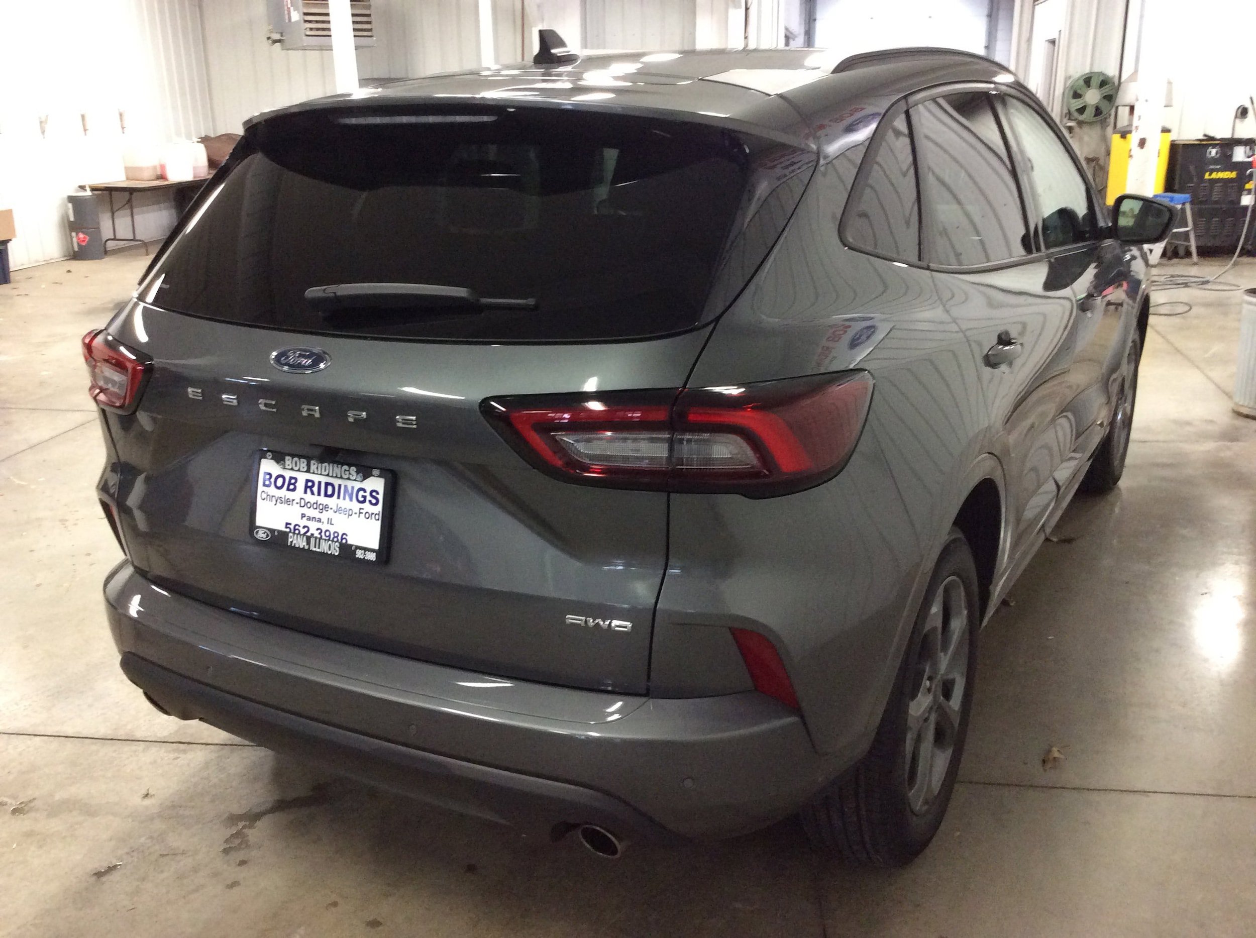 Used 2023 Ford Escape ST-Line w/ Tech Pack #1 AWD/4WD image 7