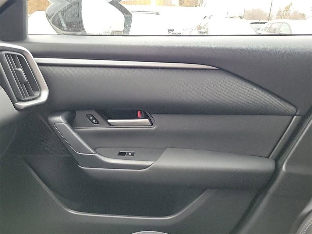 New 2025 MAZDA CX-50 AWD 2.5 S w/ Select Package image 25