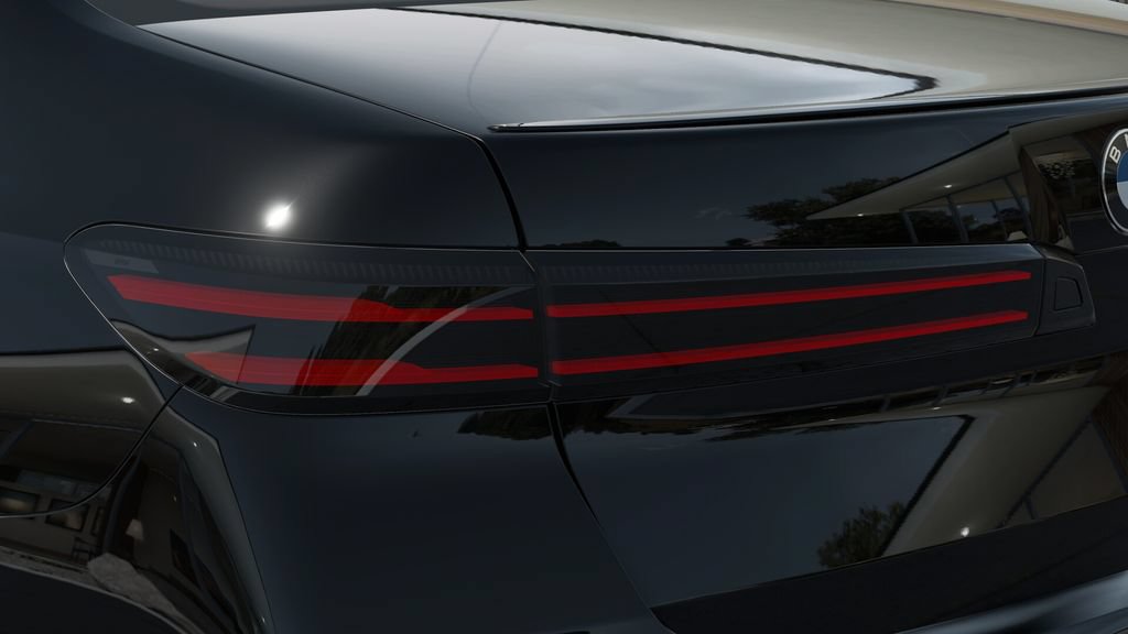 New 2027 BMW i7 xDrive50 w/ Executive Package AWD/4WD image 8