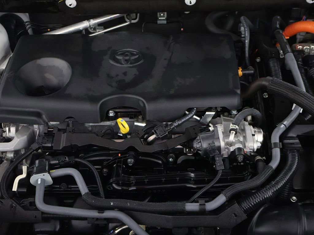 Used 2024 Toyota RAV4 XLE image 17