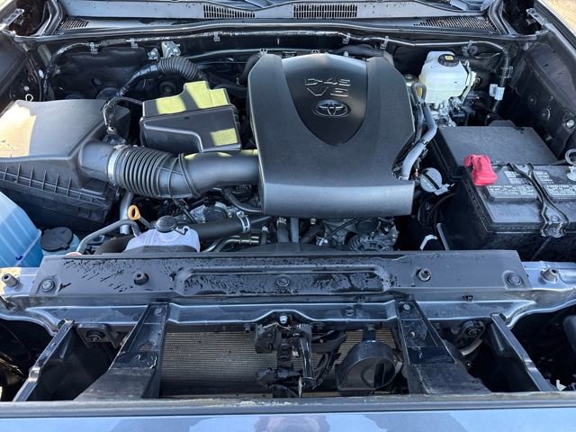 Used 2023 Toyota Tacoma TRD Off-Road image 29