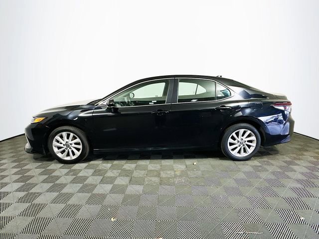 Certified 2024 Toyota Camry LE image 5