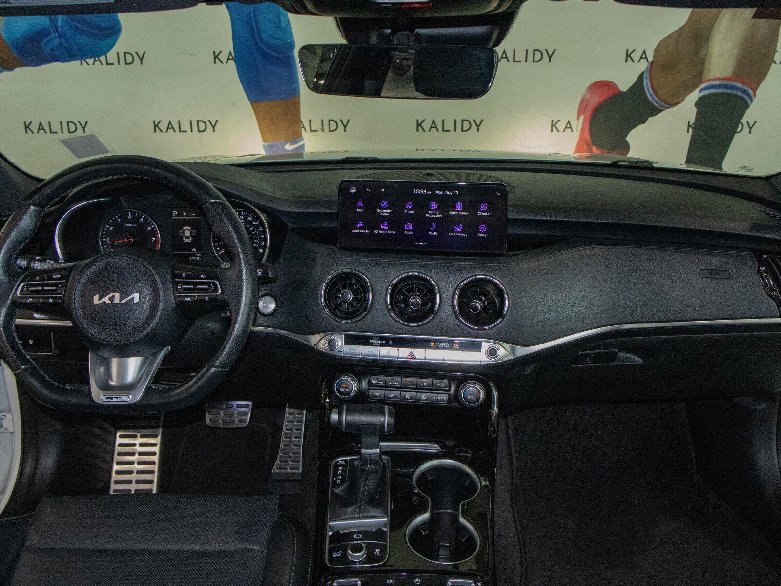 Used 2023 Kia Stinger GT-Line w/ Sun & Sound Package RWD image 3
