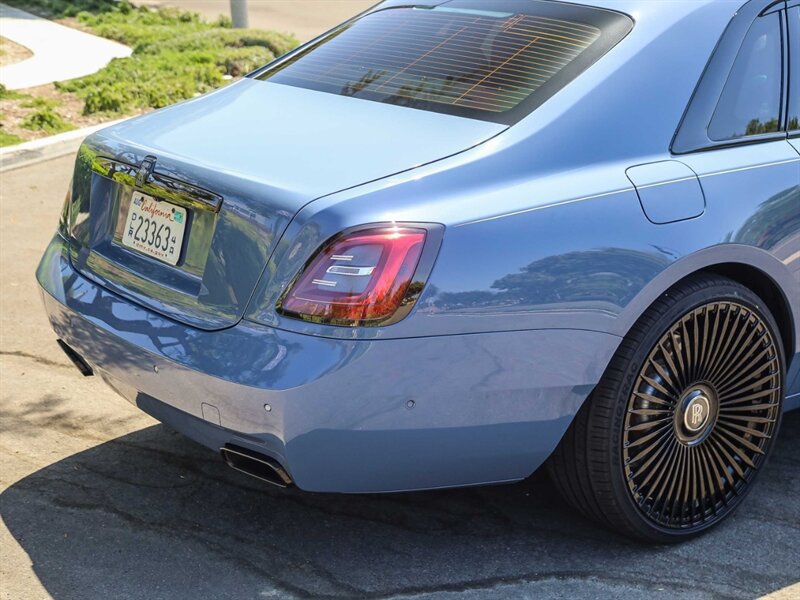 Used 2024 Rolls-Royce Ghost Black Badge AWD/4WD image 14