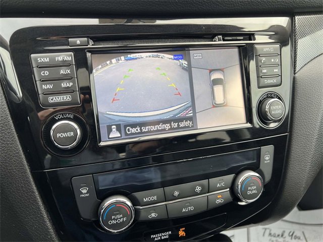 Used 2016 Nissan Rogue SL w/ SL Premium Package image 16