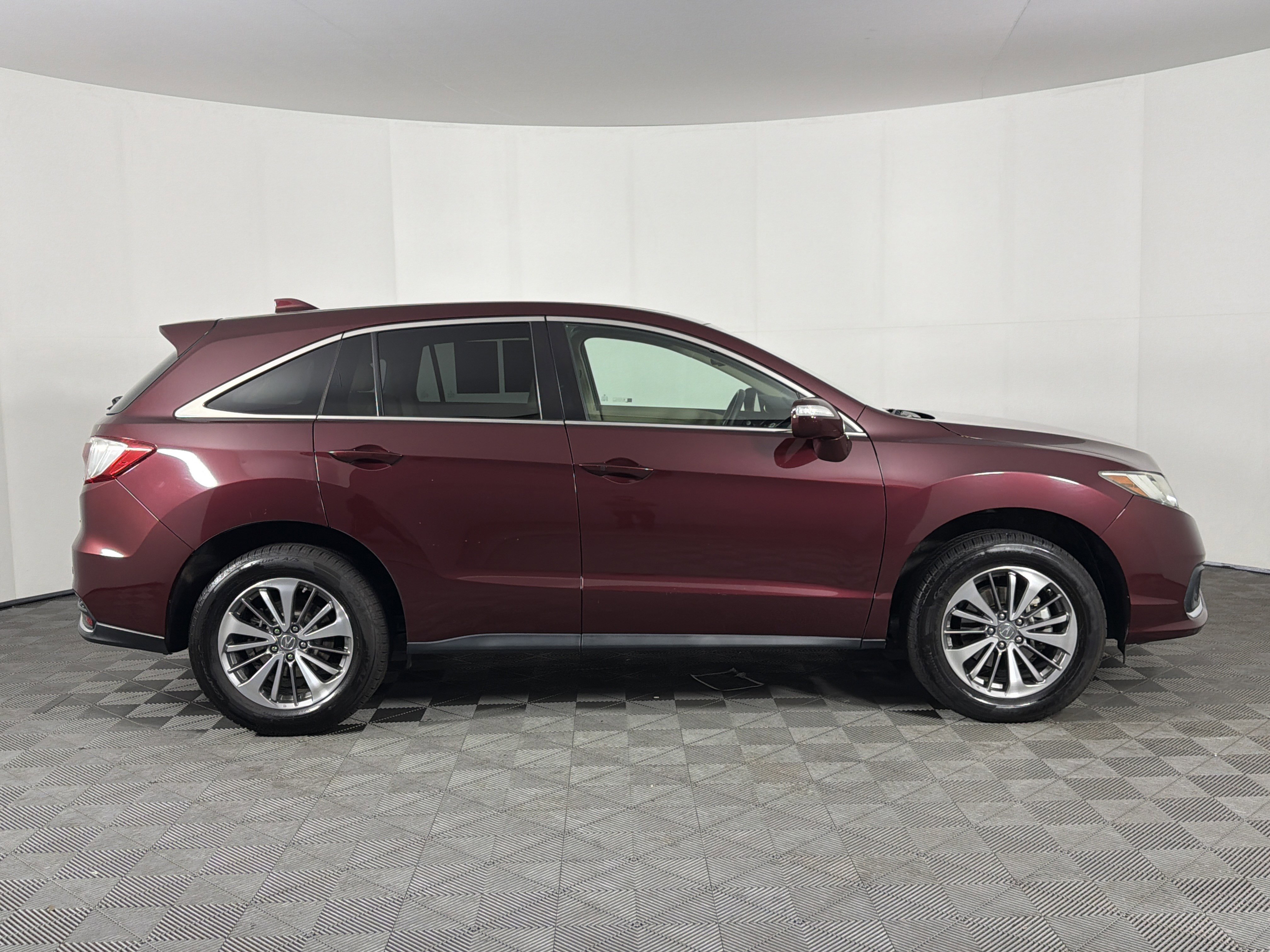 Used 2017 Acura RDX AWD w/ Advance Package image 25