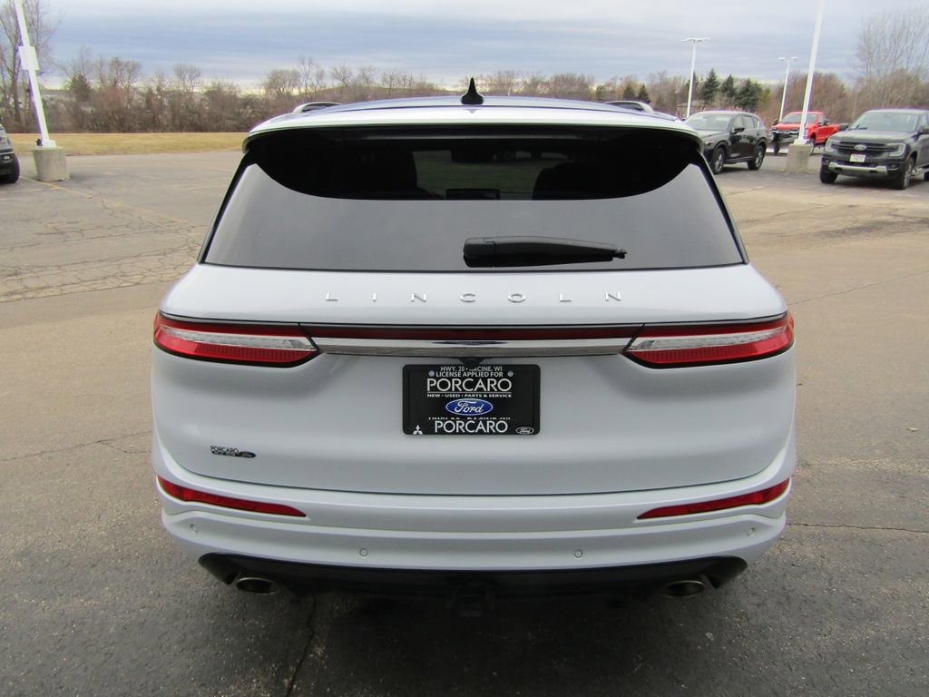 Used 2025 Lincoln Corsair Grand Touring w/ Equipment Group 301A AWD/4WD image 4