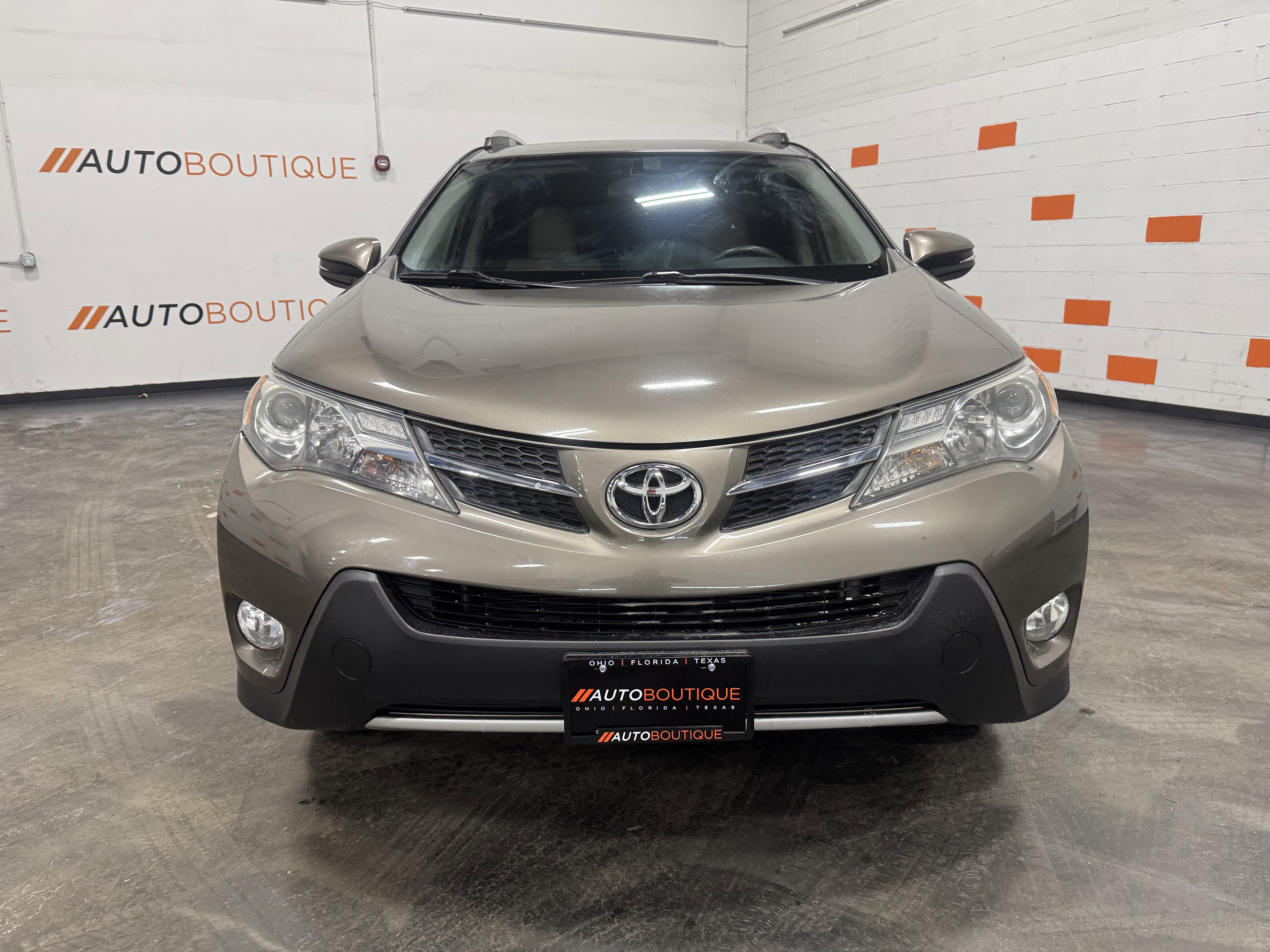 Used 2014 Toyota RAV4 XLE image 10