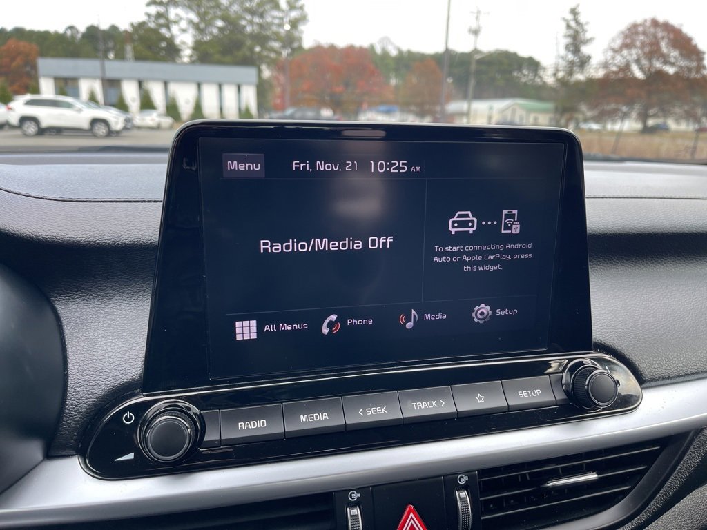 Used 2024 Kia Forte LXS image 10