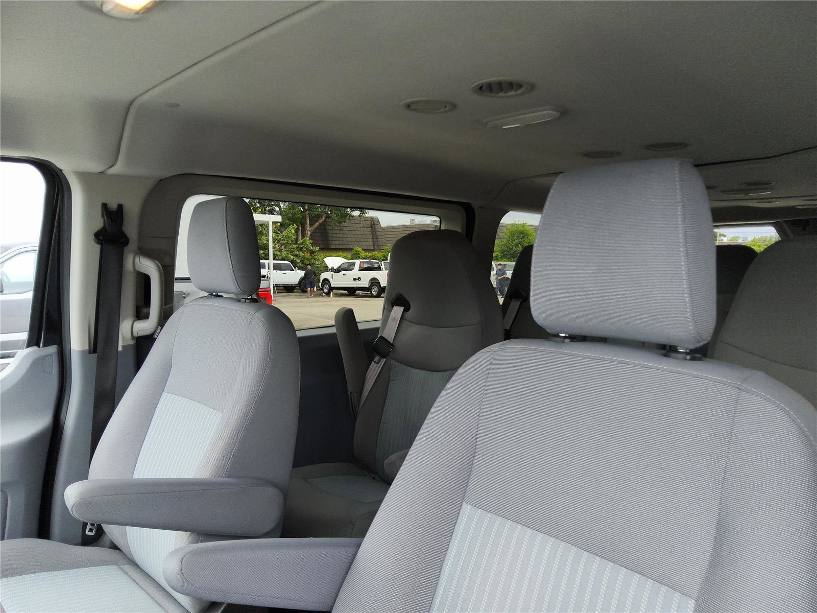 Used 2018 Ford Transit 350 XLT RWD image 13