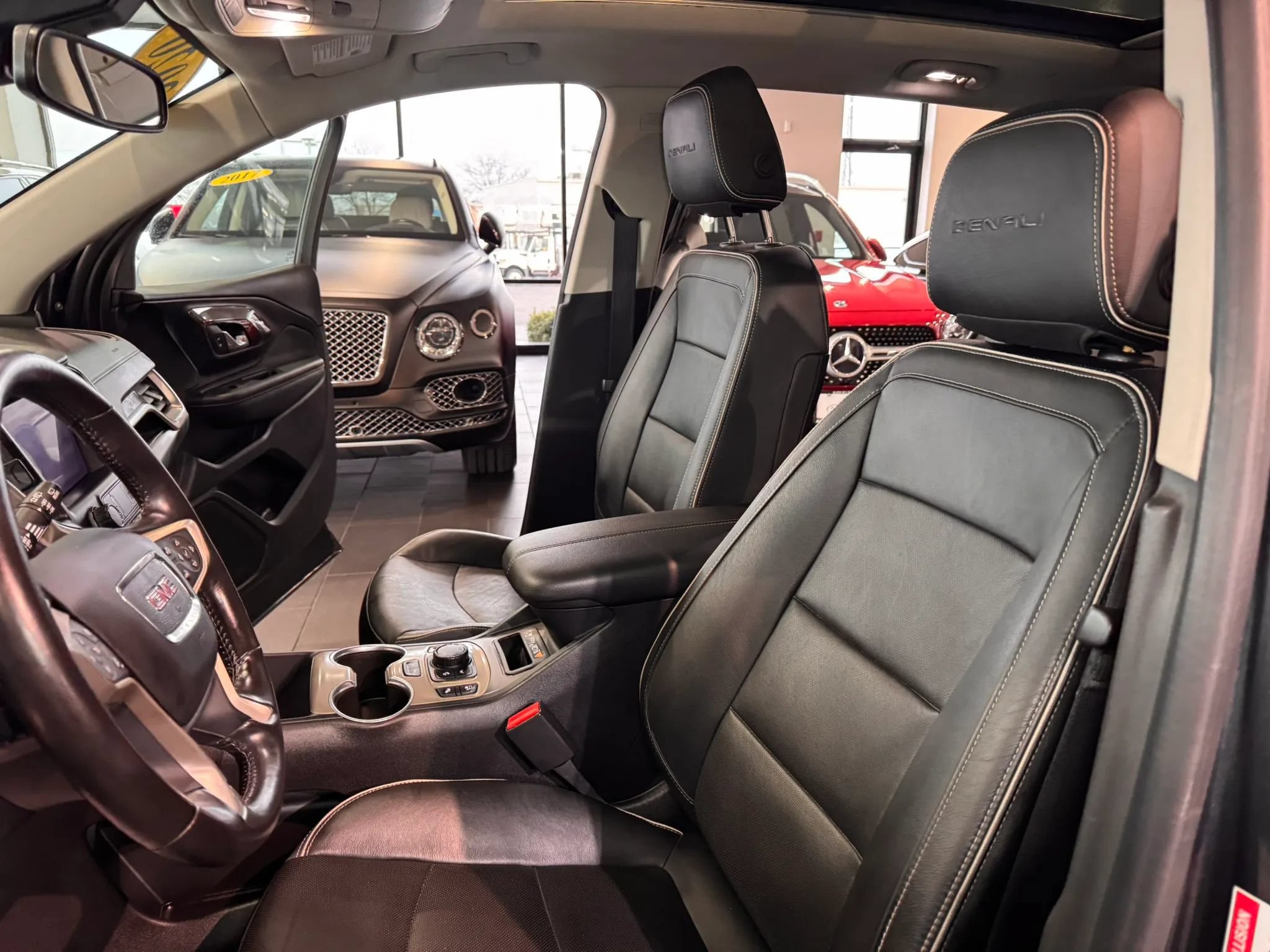 Used 2020 GMC Terrain Denali w/ GMC Pro Grade Package AWD/4WD image 10
