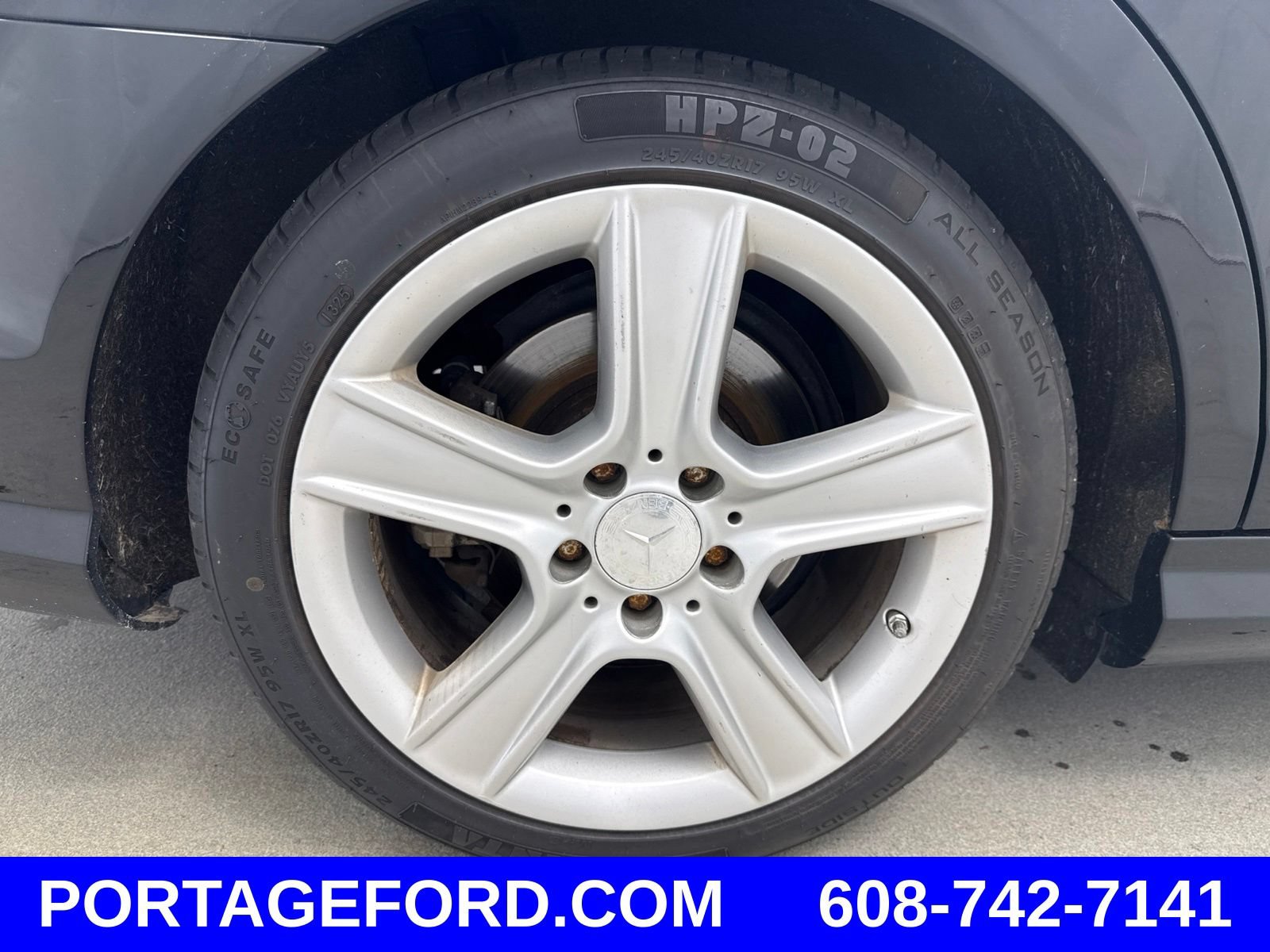 Used 2011 Mercedes-Benz C 300 4MATIC Sedan image 38