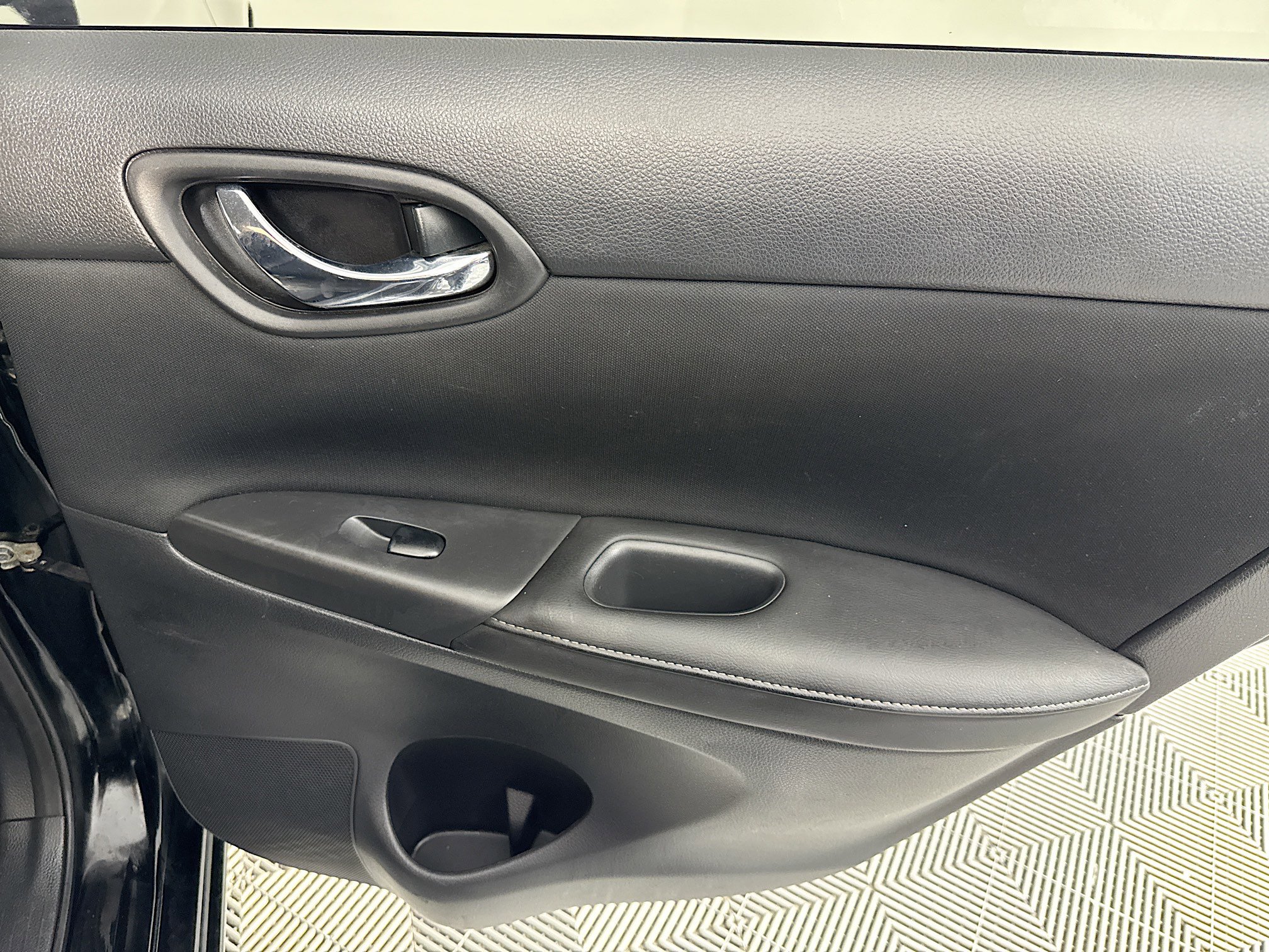 Used 2019 Nissan Sentra S image 24