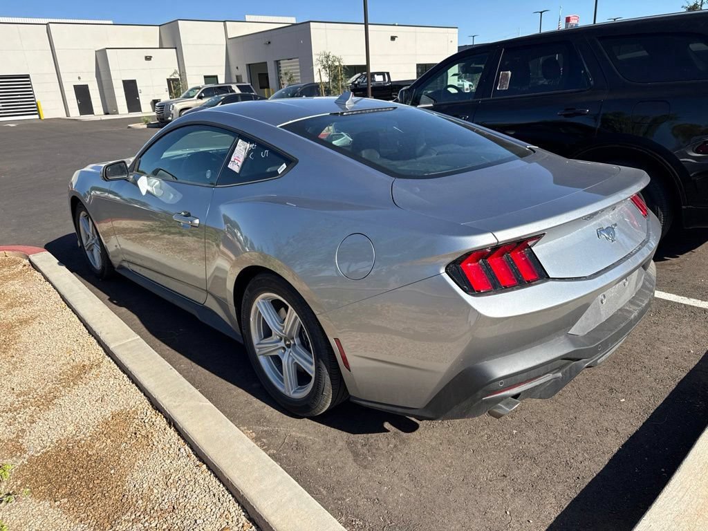 Used 2026 Ford Mustang Premium RWD image 3