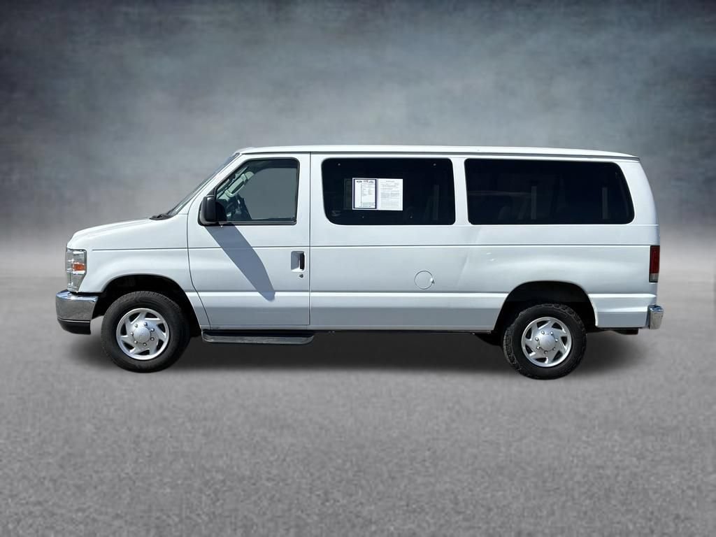 Used 2014 Ford E-350 and Econoline 350 XLT RWD image 2