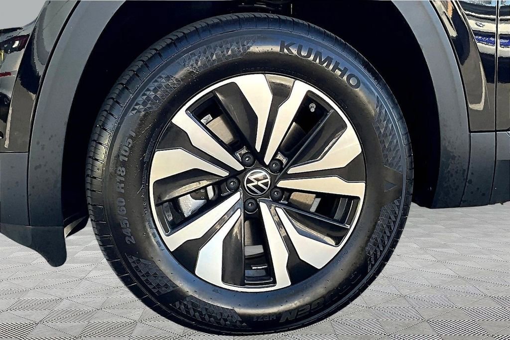 New 2026 Volkswagen Atlas SE image 30