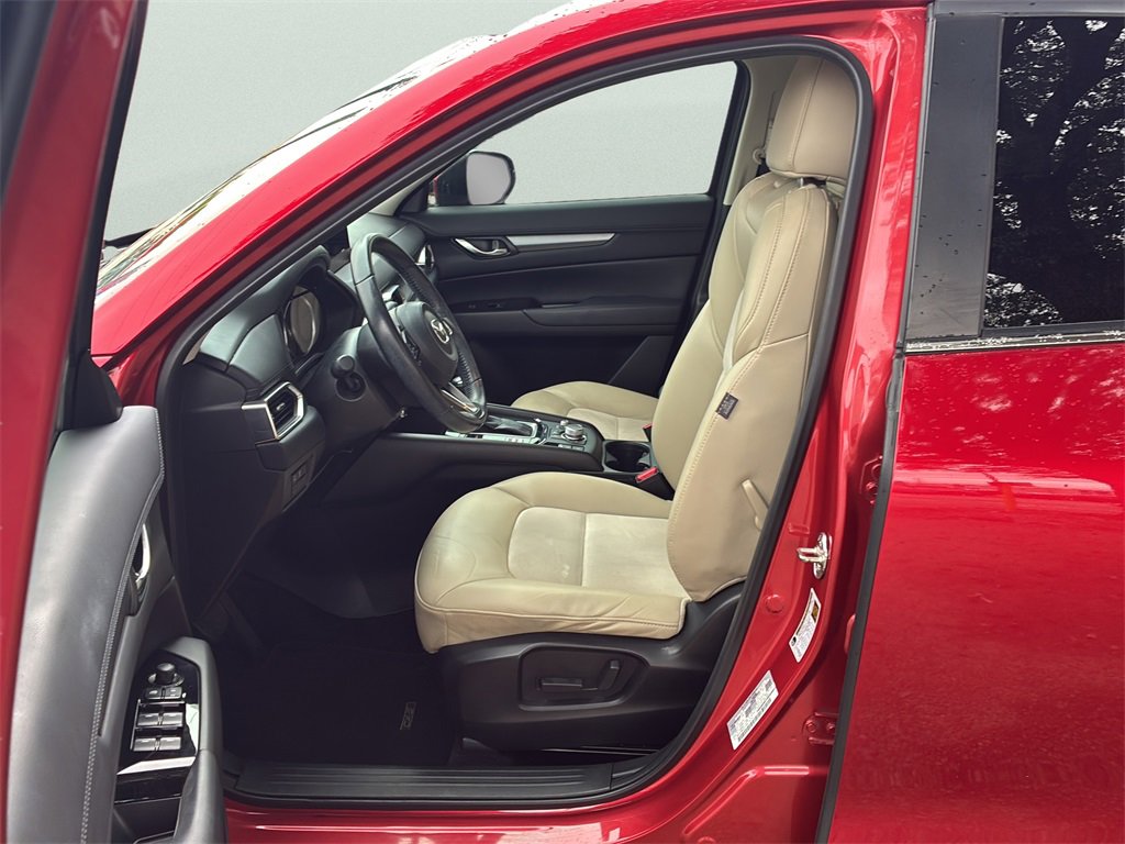 Used 2019 MAZDA CX-5 Touring image 18