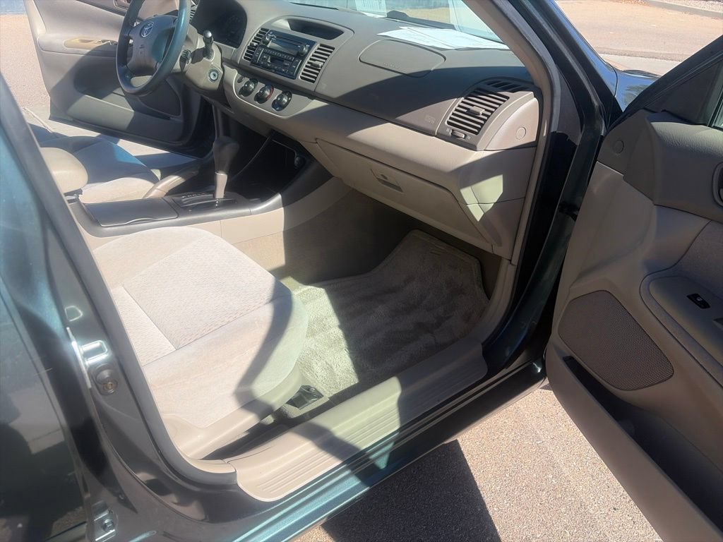 Used 2003 Toyota Camry FWD image 10