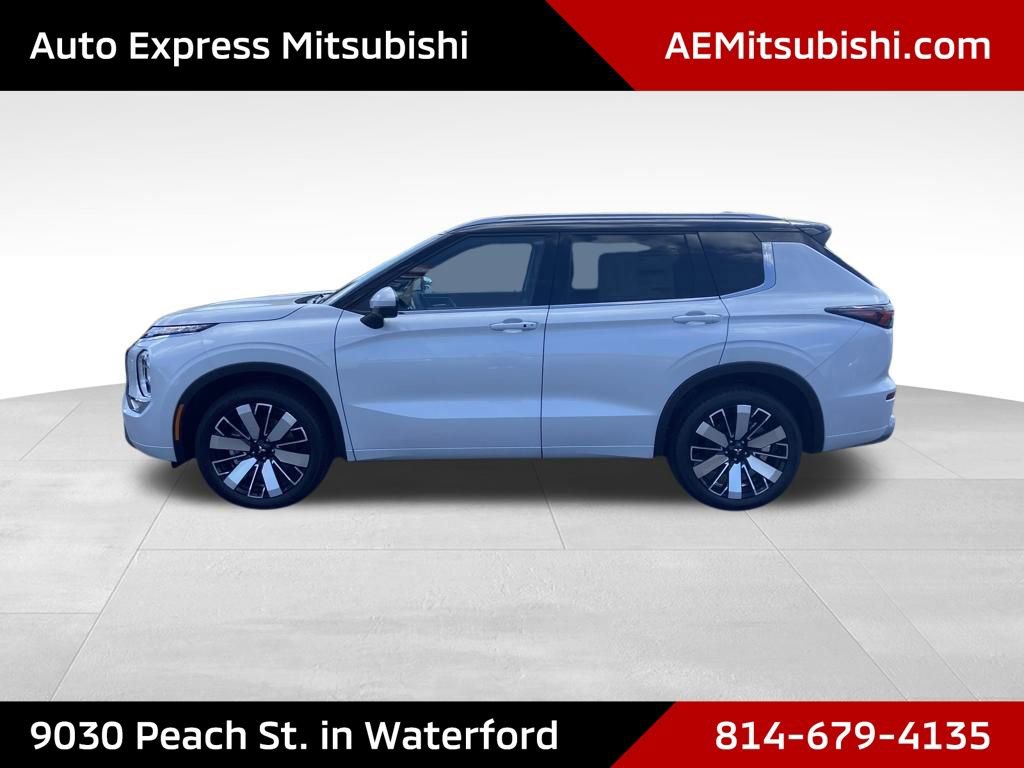 New 2025 Mitsubishi Outlander SEL image 4