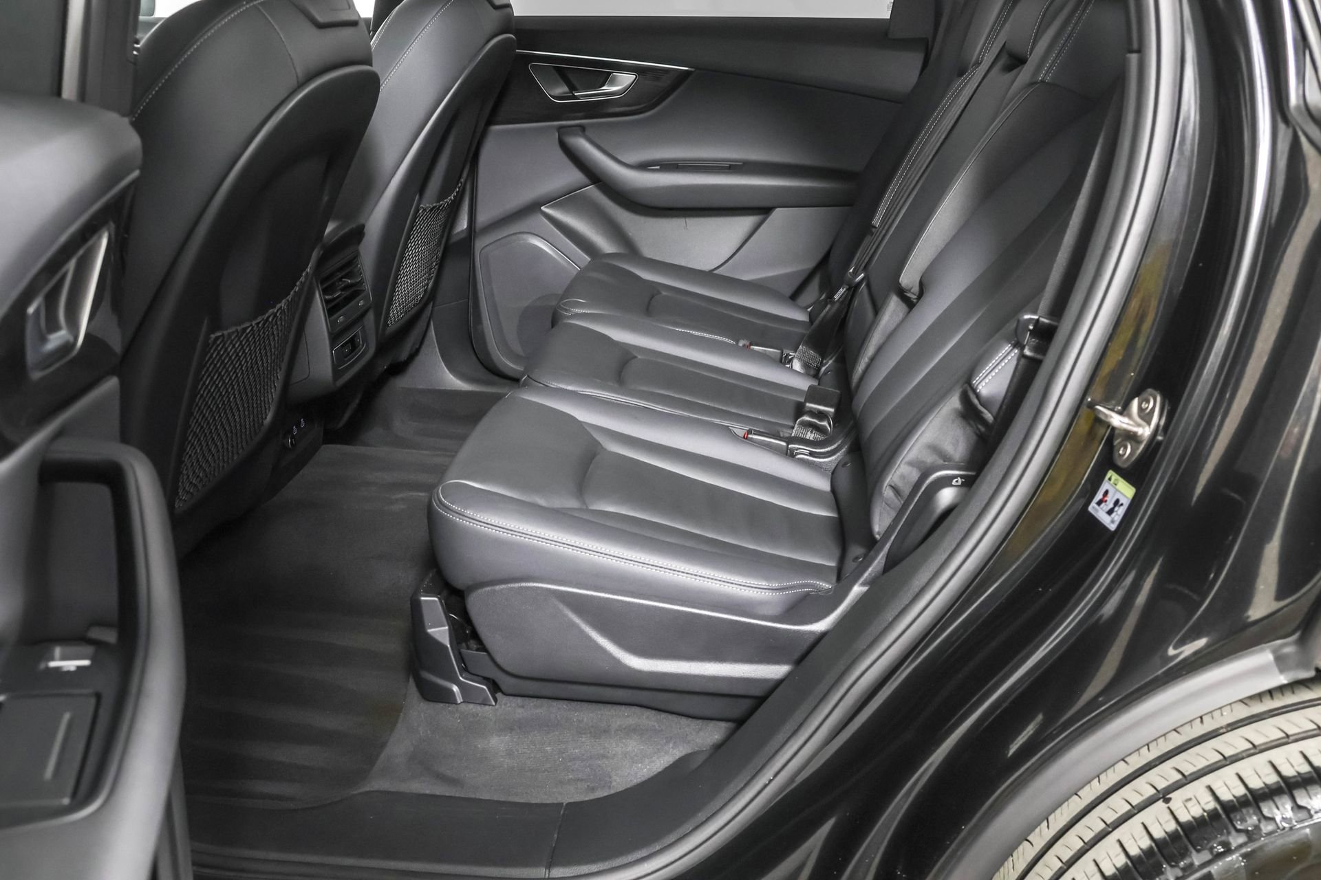 Used 2025 Audi Q7 2.0T Premium image 36